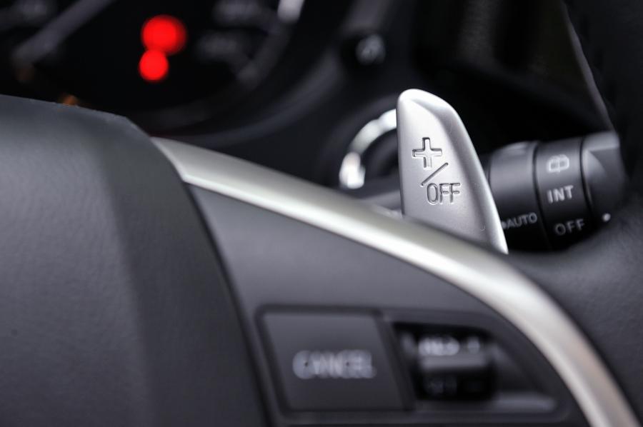 Mitsubishi Outlander 2012 года  (фото 25 из 89)